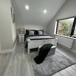 Corrib Waters Retreat, 木屋