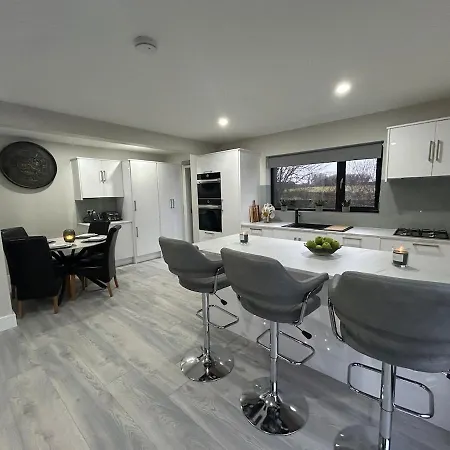 Corrib Waters Retreat,