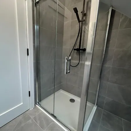 Corrib Waters Retreat, Moycullen
