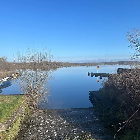 シャレー Corrib Waters Retreat, Moycullen