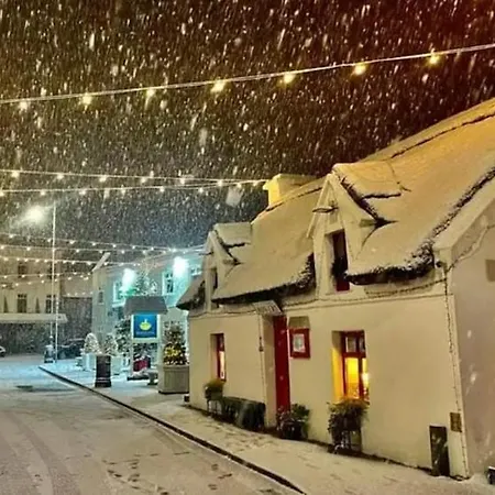Corrib Waters Retreat, Horská chata