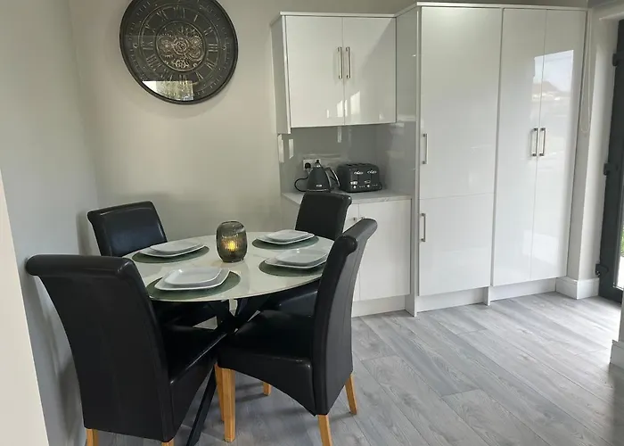 Corrib Waters Retreat, Шале Moycullen